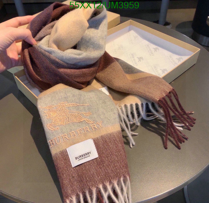 Scarf-Burberry Code: UM3959 $: 55USD