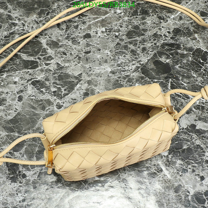 BV Bag-(Mirror)-Diagonal- Code: RB3834 $: 205USD