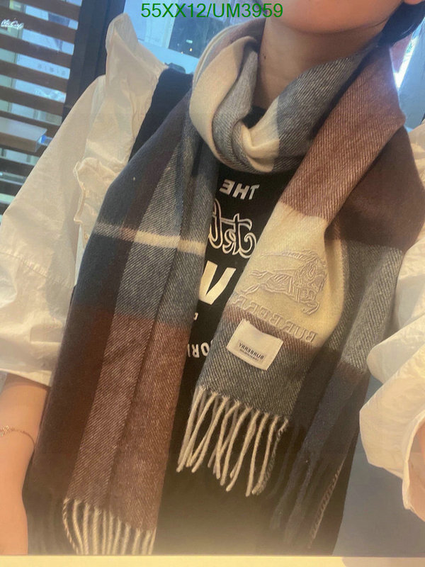 Scarf-Burberry Code: UM3959 $: 55USD