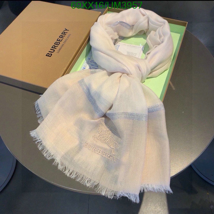 Scarf-Burberry Code: UM3957 $: 69USD