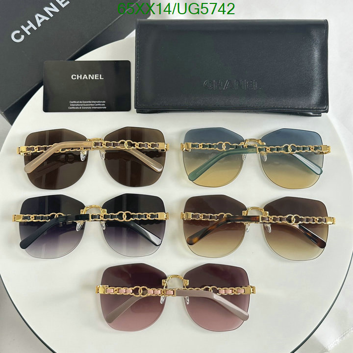 Glasses-Chanel Code: UG5742 $: 65USD