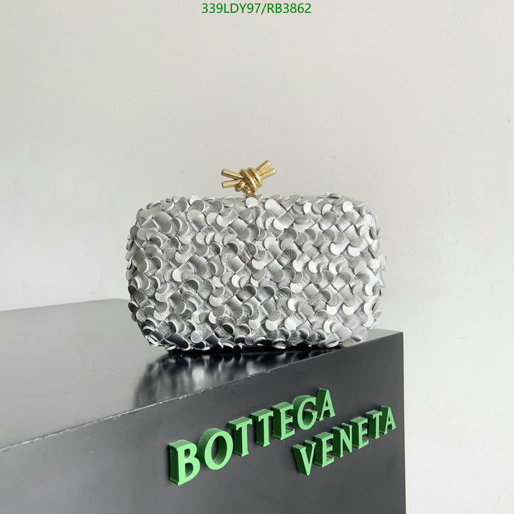 BV Bag-(Mirror)-Clutch- Code: RB3862 $: 339USD