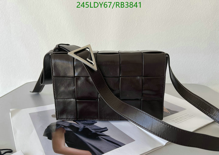BV Bag-(Mirror)-Diagonal- Code: RB3841 $: 245USD