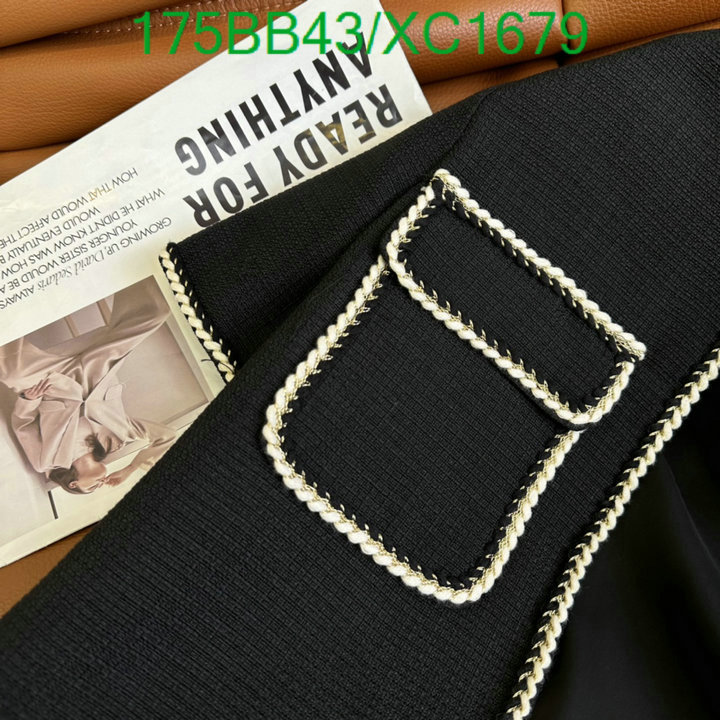 Clothing-Chanel Code: XC1679 $: 175USD