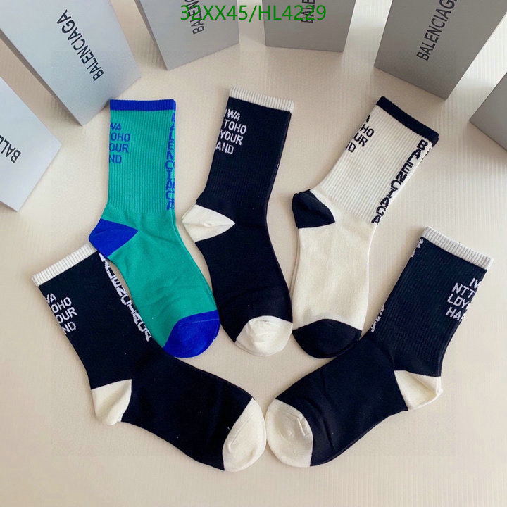 Sock-Balenciaga Code: HL4229 $: 32USD