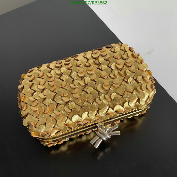 BV Bag-(Mirror)-Clutch- Code: RB3862 $: 339USD