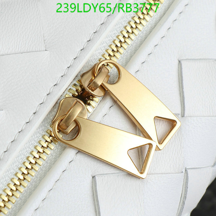 BV Bag-(Mirror)-Diagonal- Code: RB3777 $: 239USD