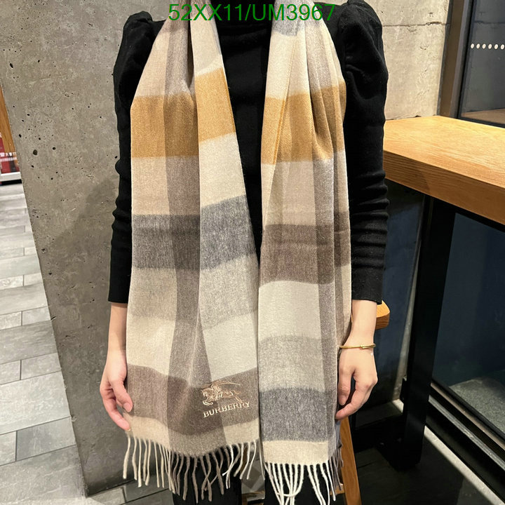 Scarf-Burberry Code: UM3967 $: 52USD