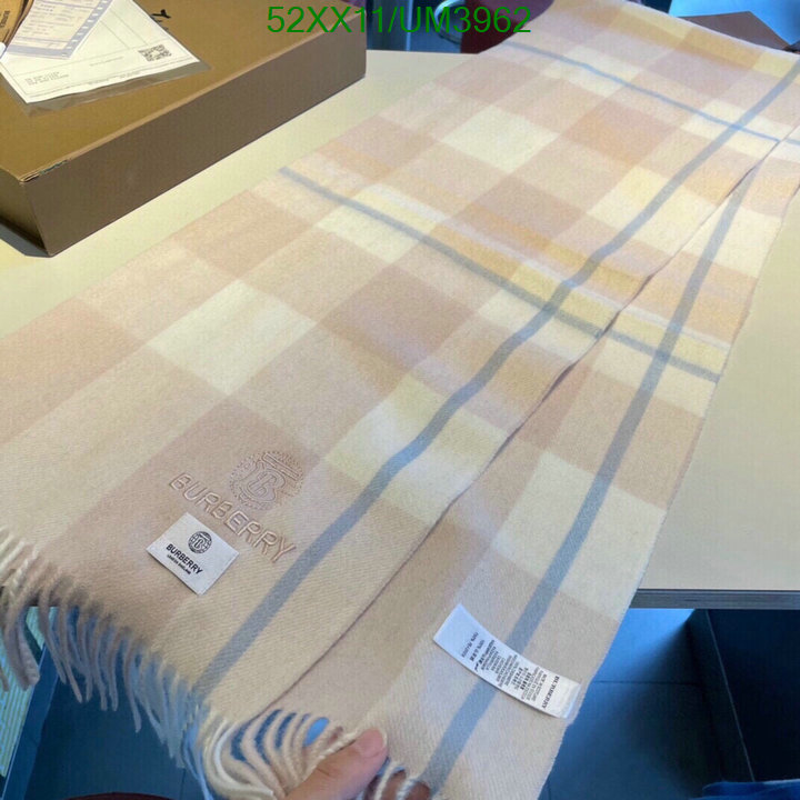 Scarf-Burberry Code: UM3962 $: 52USD