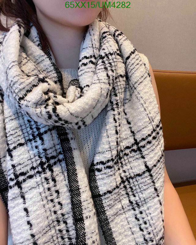 Scarf-Chanel Code: UM4282 $: 65USD