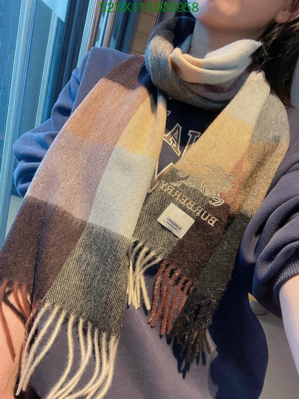 Scarf-Burberry Code: UM3958 $: 52USD