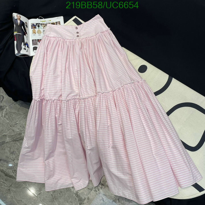 Clothing-Chanel Code: UC6654 $: 219USD