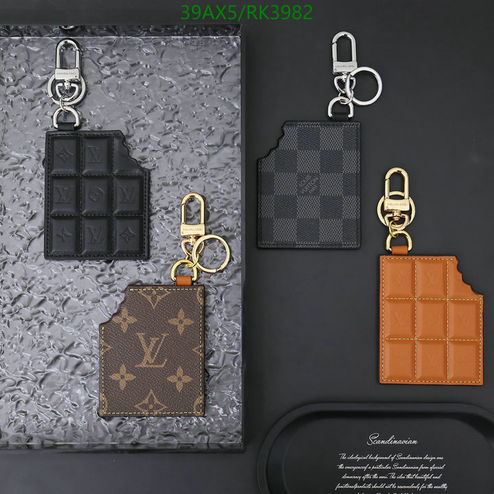 Key pendant-LV Code: RK3982 $: 39USD