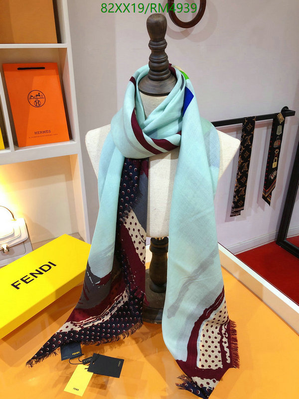 Scarf-Fendi Code: RM4939 $: 82USD