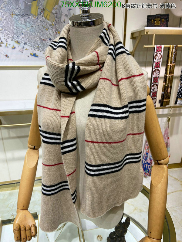 Scarf-Burberry Code: UM6200 $: 75USD