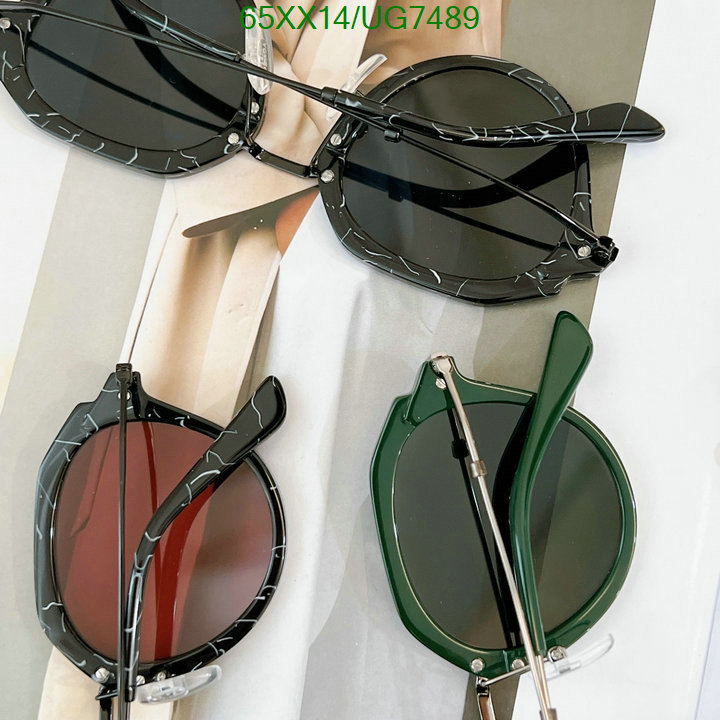 Glasses-Prada Code: UG7489 $: 65USD