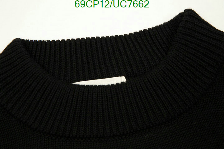 Clothing-AMI Code: UC7662 $: 69USD