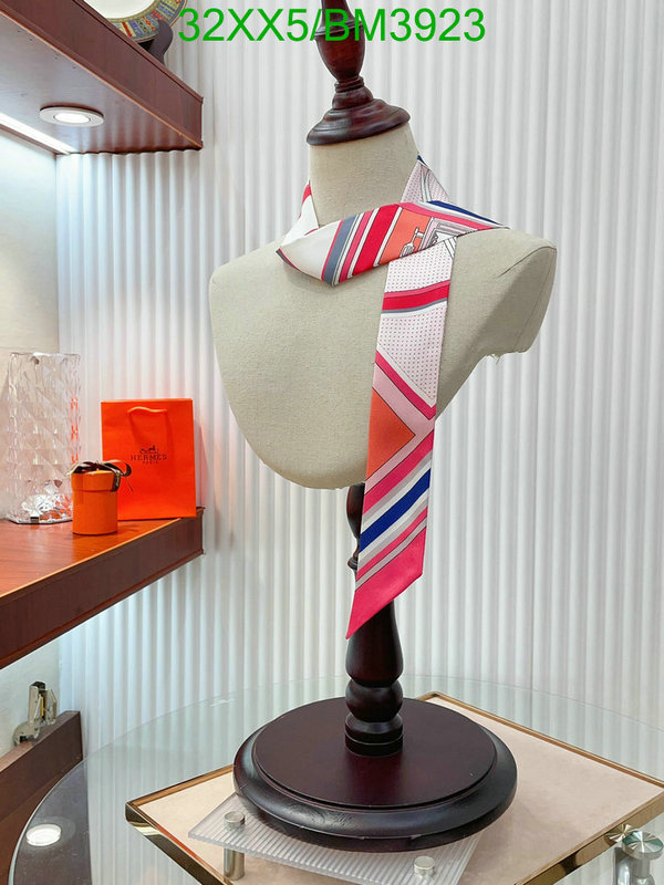 Scarf-Hermes Code: BM3923 $: 32USD