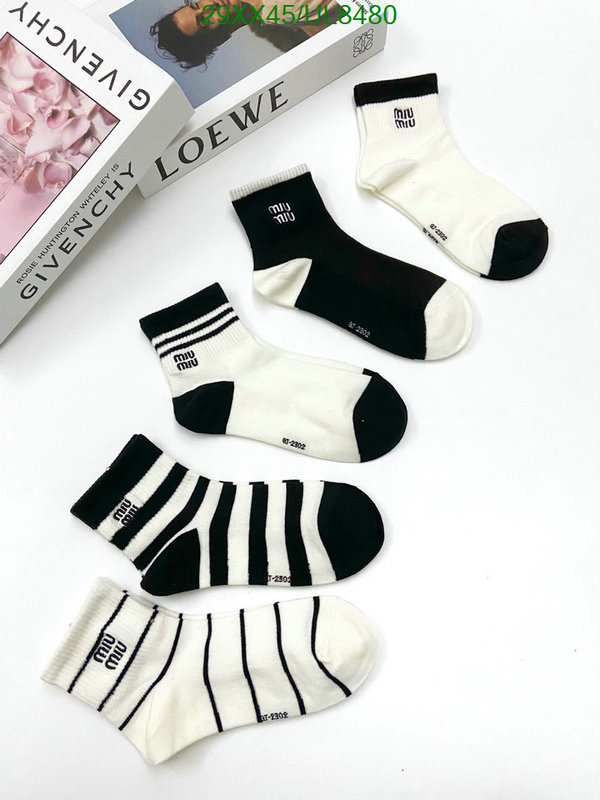 Sock-Miu Miu Code: UL8480 $: 29USD