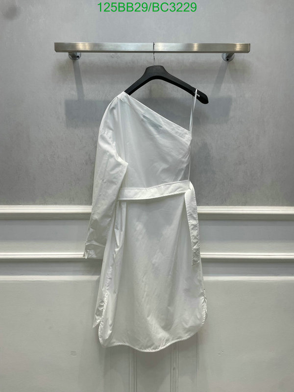 Clothing-Dior Code: BC3229 $: 125USD