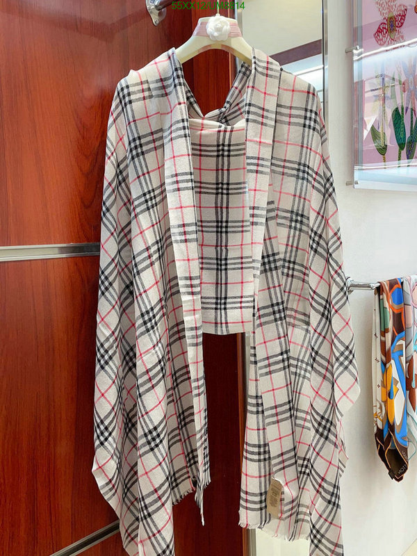 Scarf-Burberry Code: UM8814 $: 55USD