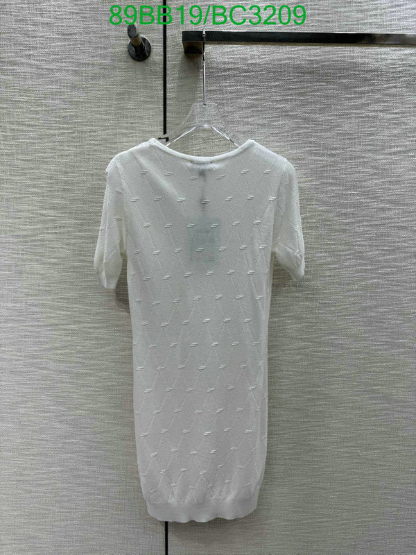 Clothing-Chanel Code: BC3209 $: 89USD