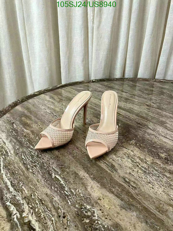 Women Shoes-Gianvito Rossi Code: US8940 $: 105USD