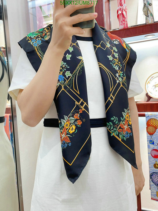 Scarf-Gucci Code: UM8717 $: 55USD