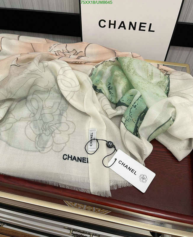 Scarf-Chanel Code: UM8645 $: 75USD