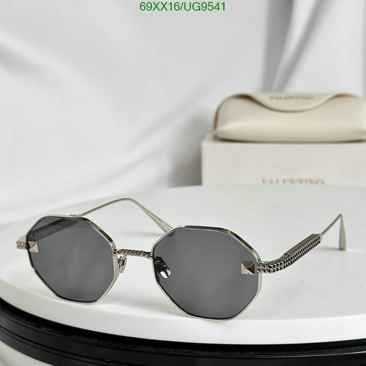 Glasses-Valentino Code: UG9541 $: 69USD