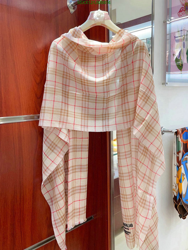 Scarf-Burberry Code: UM8814 $: 55USD