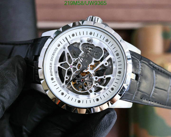 Watch-Mirror Quality-Roger Dubuis Code: UW9365 $: 219USD