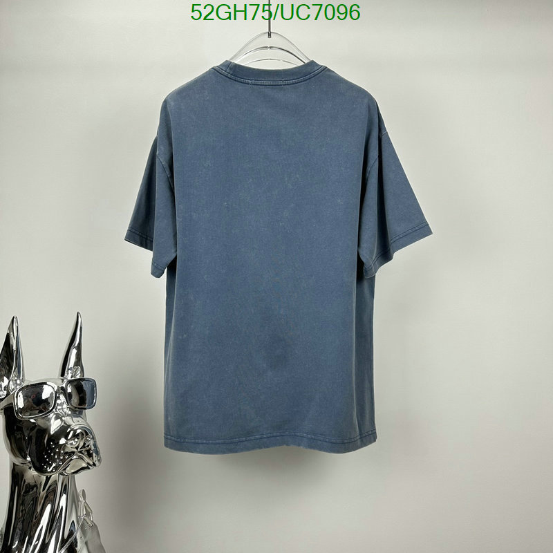 Clothing-Stone Island Code: UC7096 $: 52USD