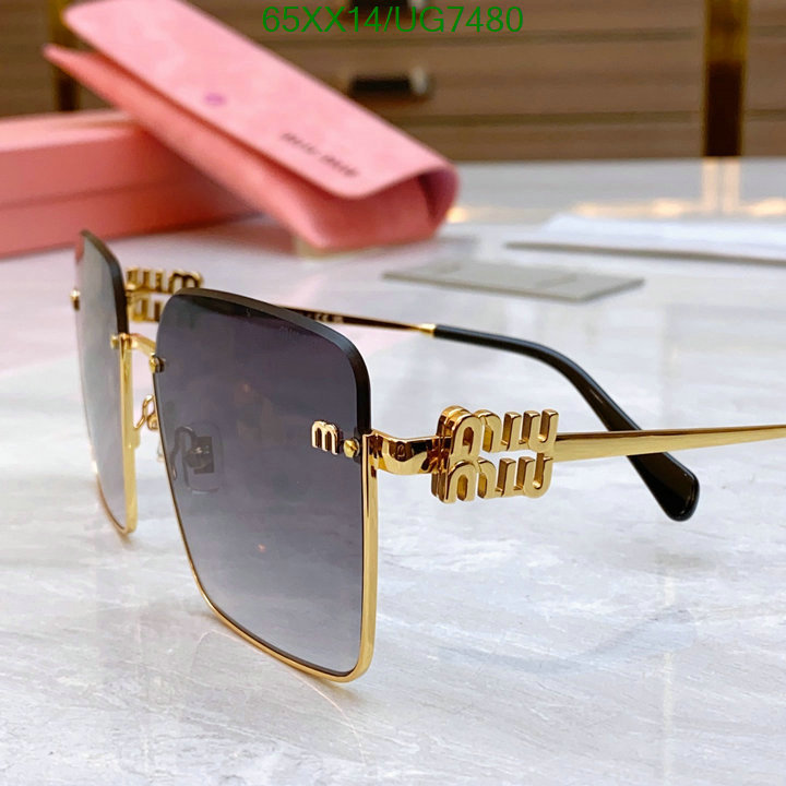 Glasses-MiuMiu Code: UG7480 $: 65USD