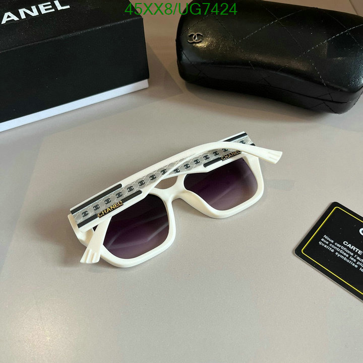 Glasses-Chanel Code: UG7424 $: 45USD