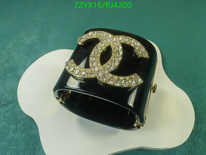 Jewelry-Chanel Code: RJ4200 $: 72USD