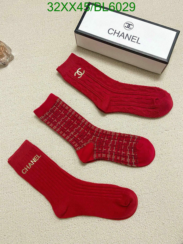 Sock-Chanel Code: BL6029 $: 32USD