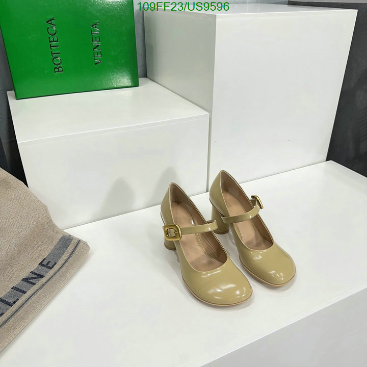 Women Shoes-BV Code: US9596 $: 109USD