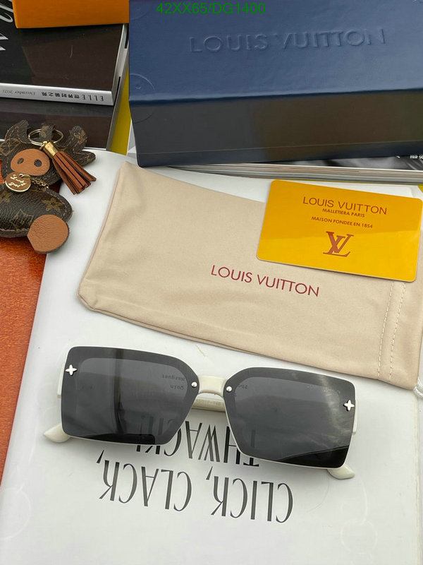 Glasses-LV Code: DG1400 $: 42USD