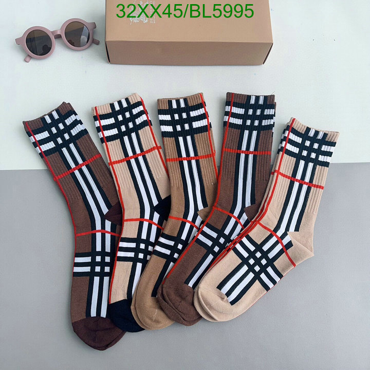 Sock-Burberry Code: BL5995 $: 32USD