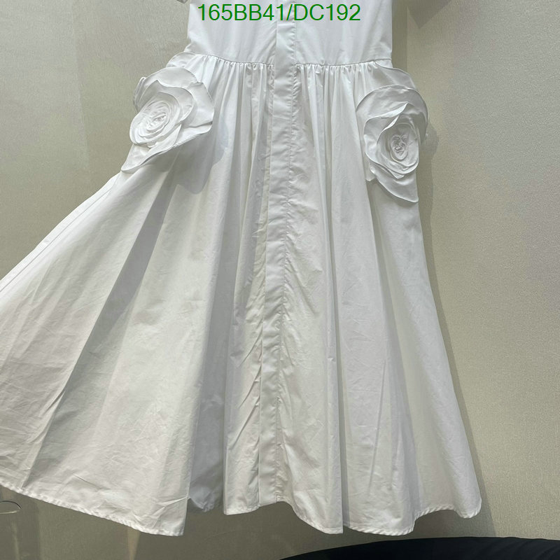 Clothing-Valentino Code: DC192 $: 165USD