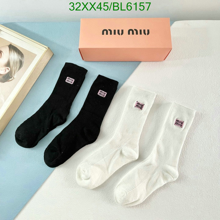 Sock-Miu Miu Code: BL6157 $: 32USD