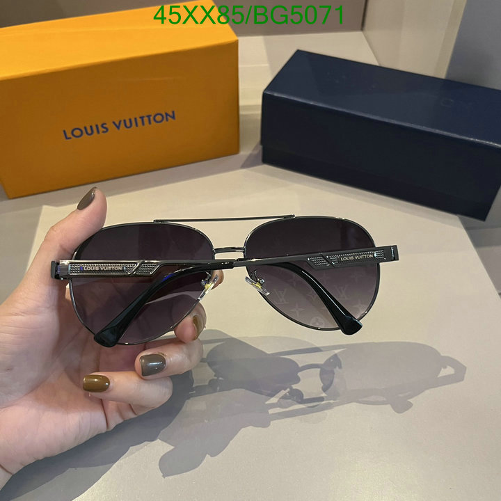 Glasses-LV Code: BG5071 $: 45USD