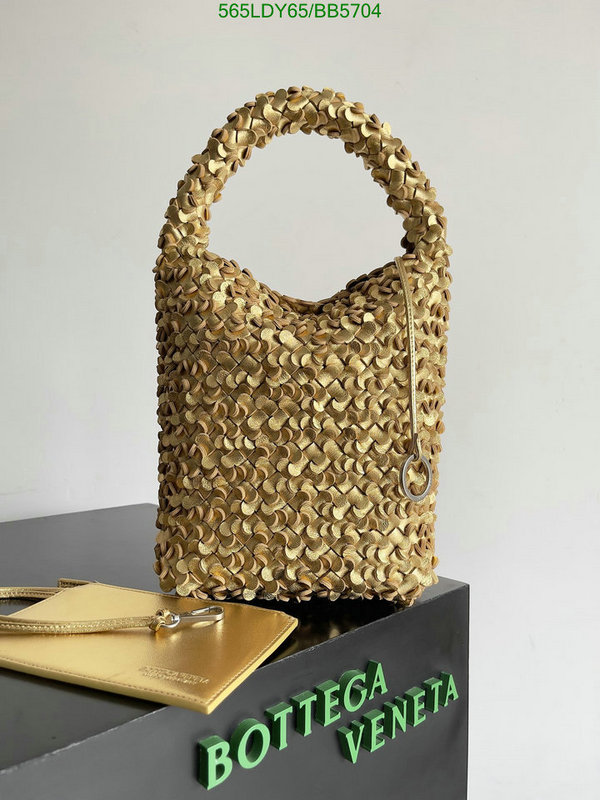 BV Bag-(Mirror)-Clutch- Code: BB5704 $: 565USD