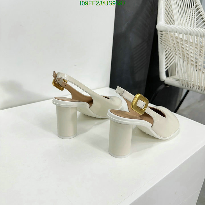 Women Shoes-BV Code: US9597 $: 109USD