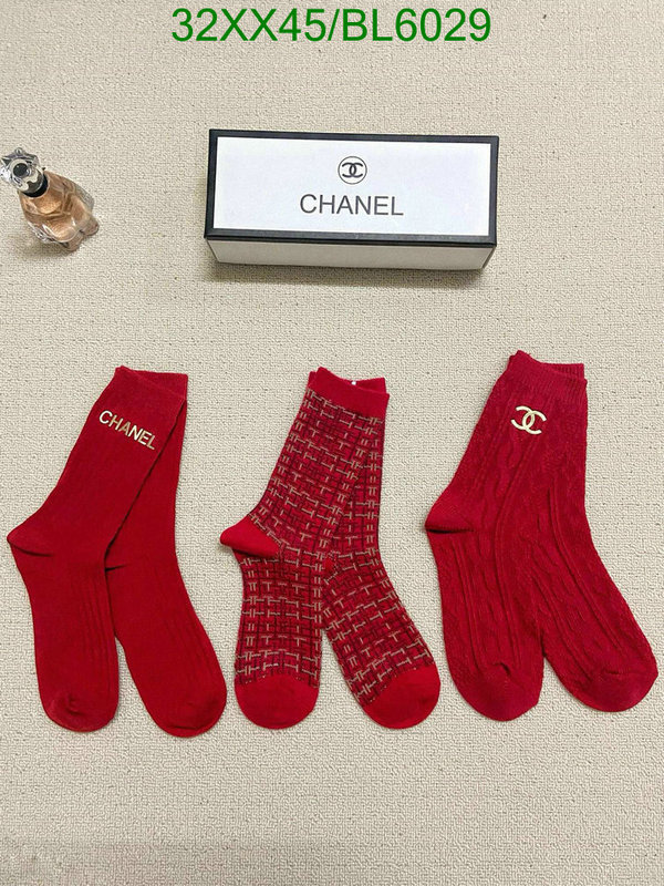 Sock-Chanel Code: BL6029 $: 32USD