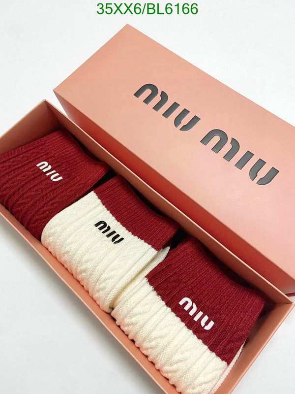 Sock-Miu Miu Code: BL6166 $: 35USD