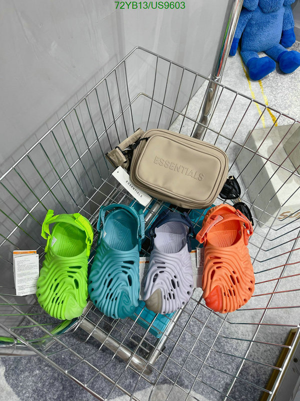 Women Shoes-Crocs Code: US9603 $: 72USD