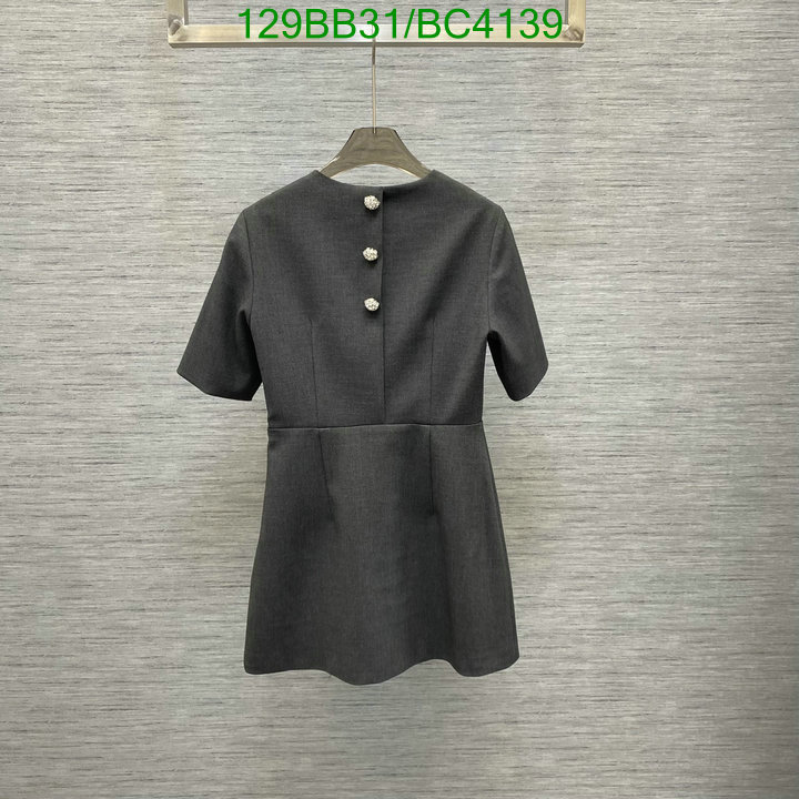 Clothing-Prada Code: BC4139 $: 129USD