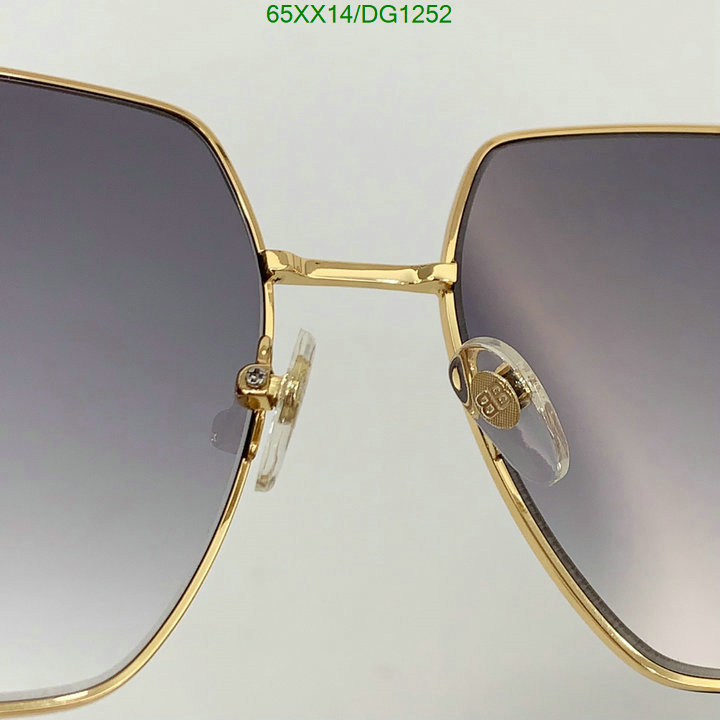 Glasses-Balenciaga Code: DG1252 $: 65USD